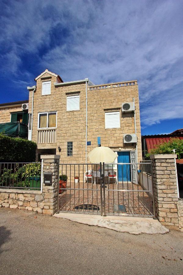 Apartments With Wifi Supetar, Brac - 5665 Bagian luar foto