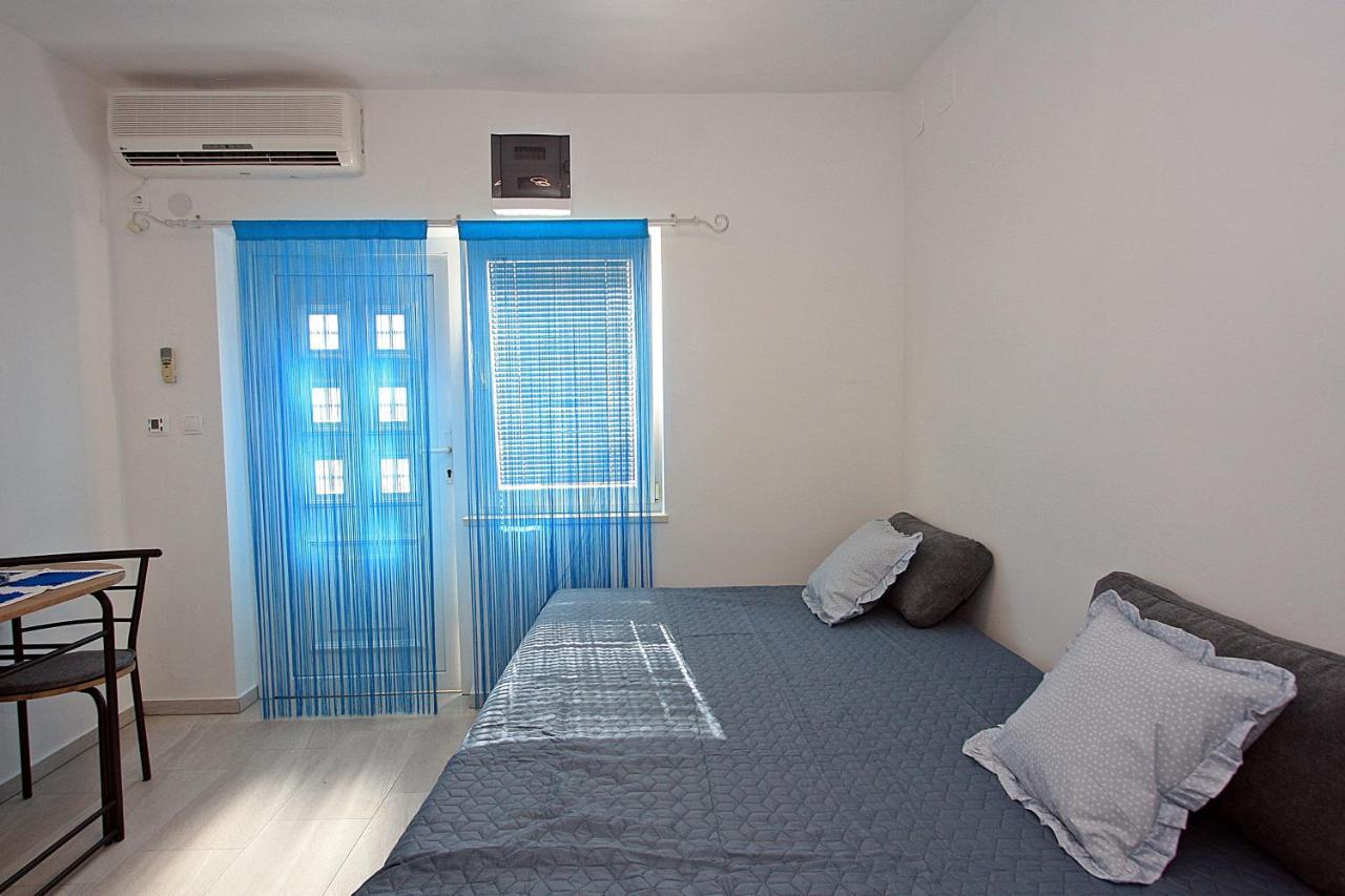 Apartments With Wifi Supetar, Brac - 5665 Bagian luar foto